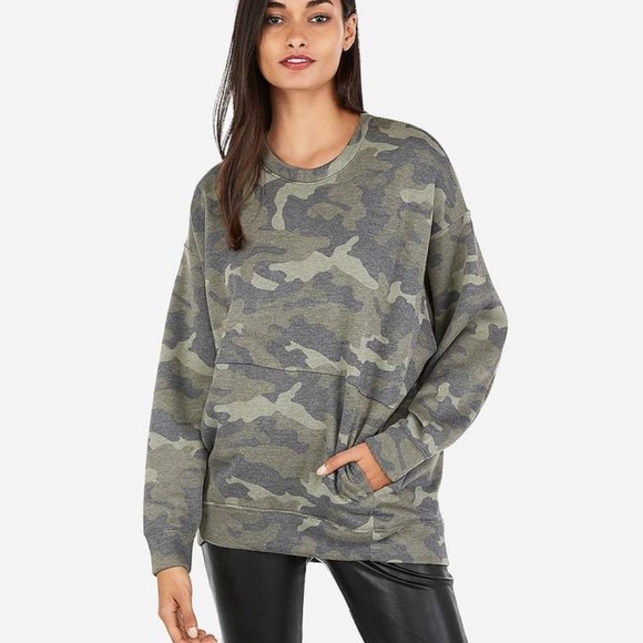 NWOT Express One Eleven Oversized Distressed Camo Sweatshirt size M - Picture 3 of 9